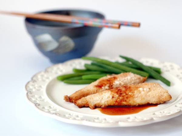 Filetto di gallinella con salsa agrodolce