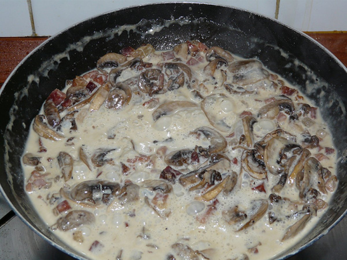 Filetto di maiale al profumo di speck e funghi - foto 5