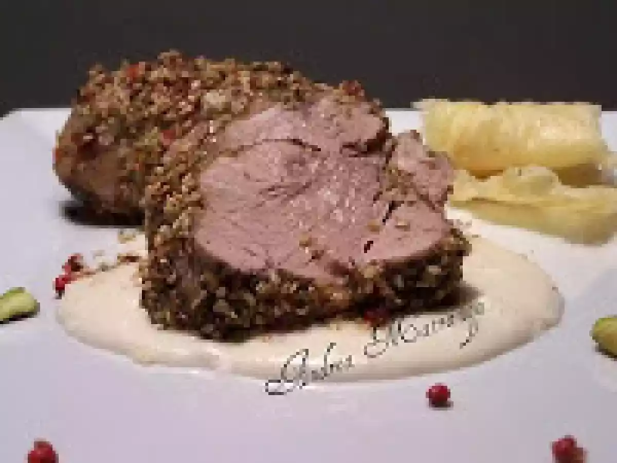 Filetto di maialino cotto a bassa temperatura in crosta di sesamo - foto 2