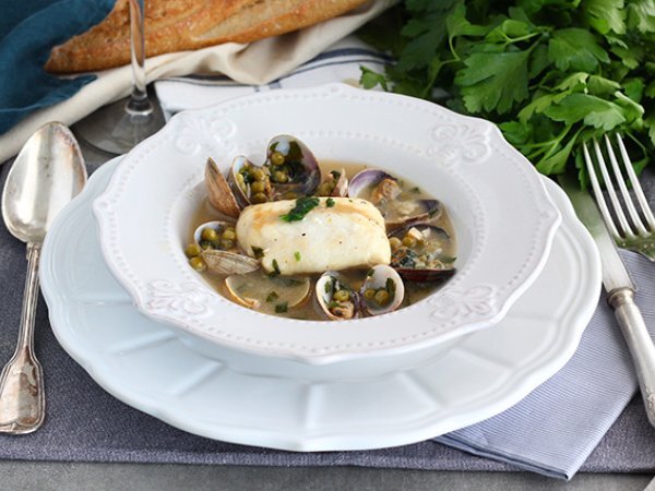 Filetto di merluzzo con vongole e piselli Filetto di merluzzo con vongole e piselli