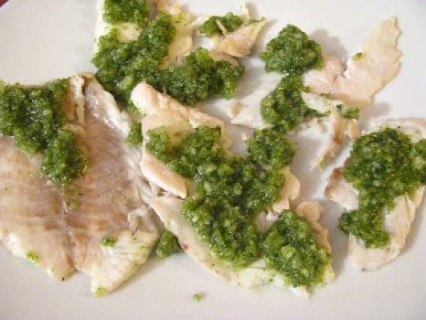 Filetto di orata con pesto alla menta