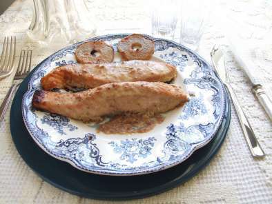 Filetto di salmone con glassatura alla melagrana
