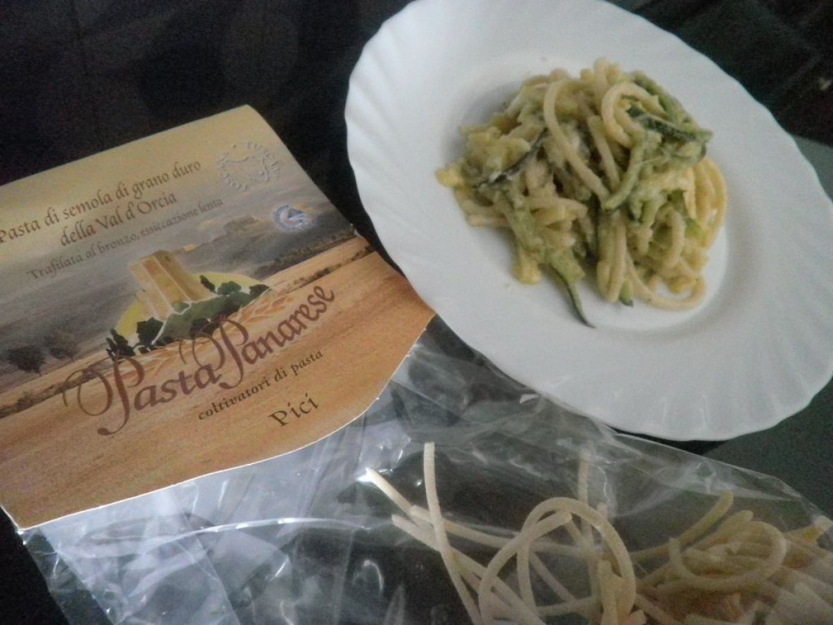 Finta carbonara di Pici con zucchine e mozzarella di bufala - foto 2