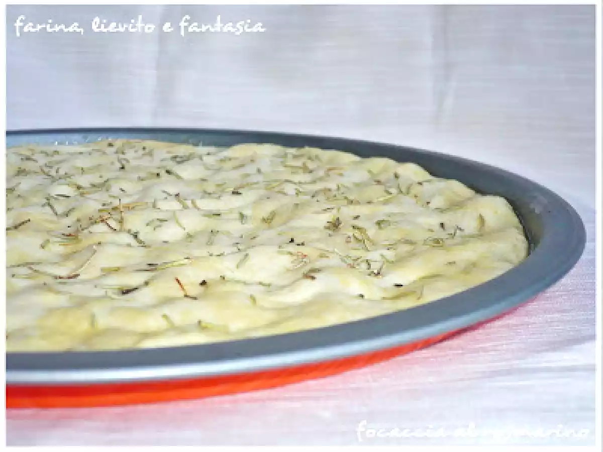 Focaccia al rosmarino - foto 2