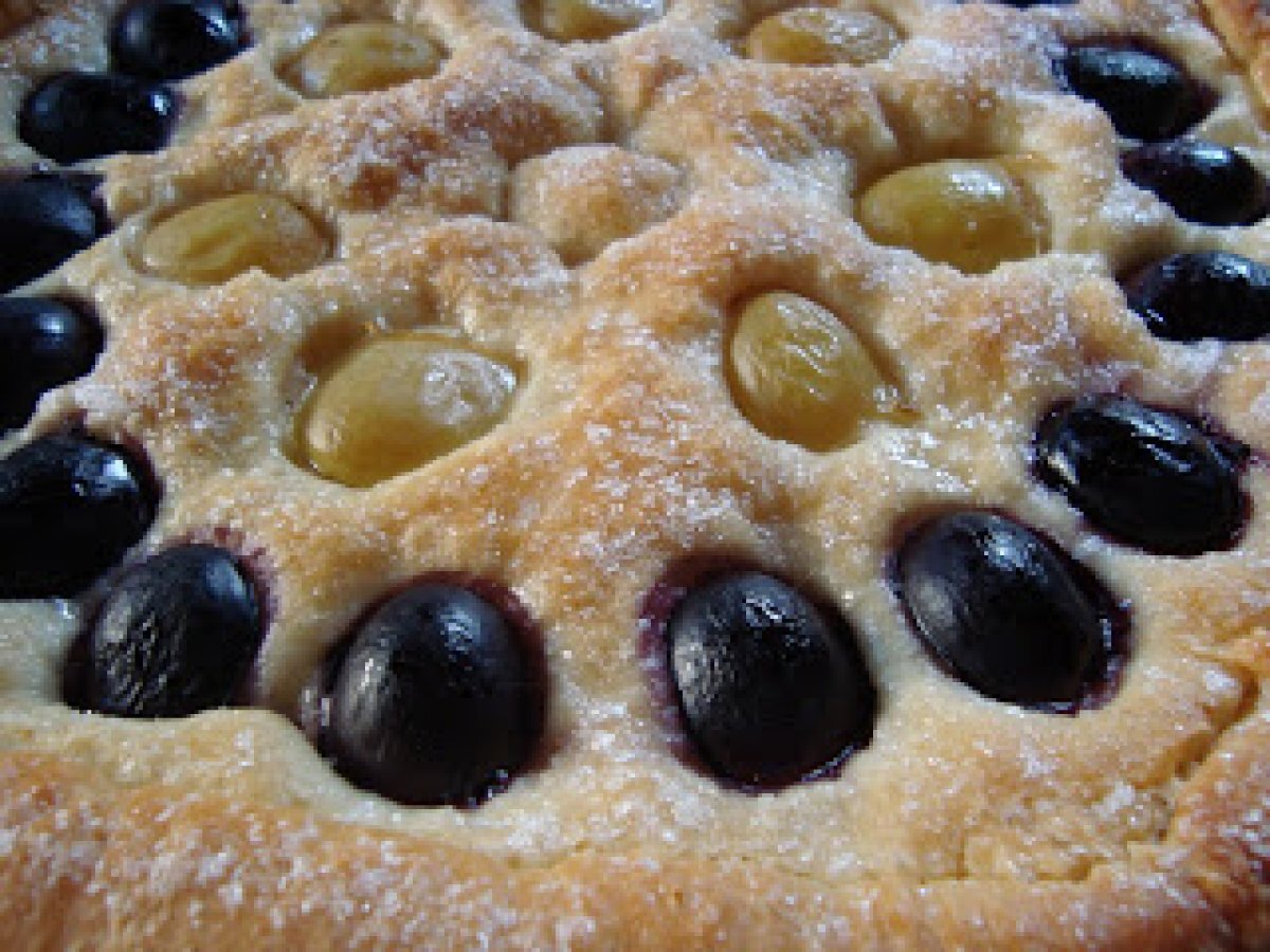 Focaccia all' uva con fornetto estense, foto 2