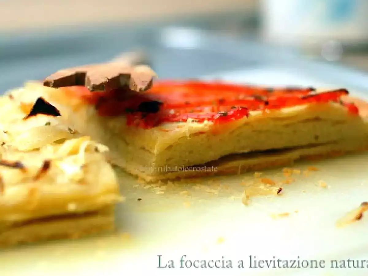 Focaccia alle cipolle e peperoni