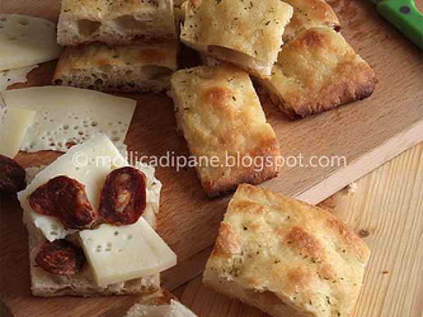 Focaccia alta con biga o lievito madre di Paoletta