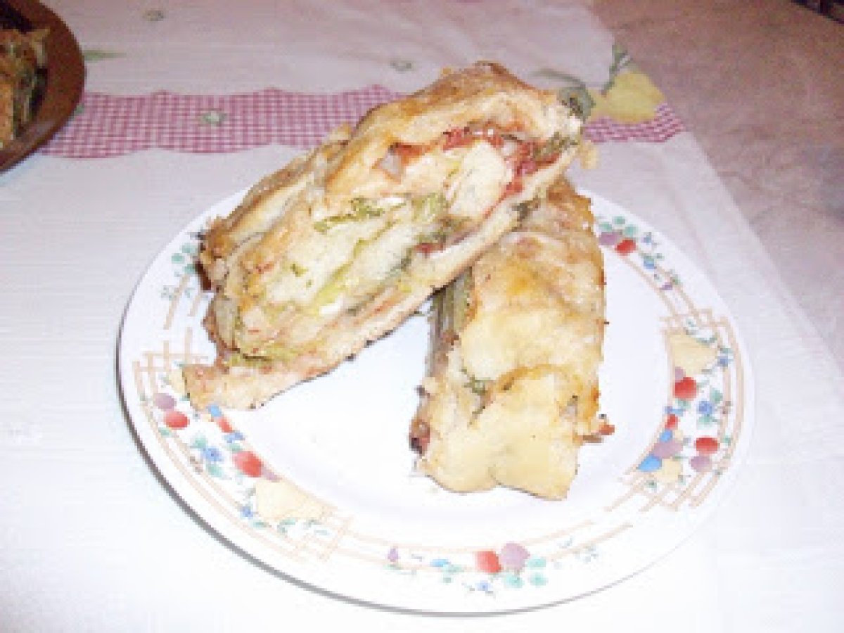 Focaccia arrotolata alla messinese - foto 2