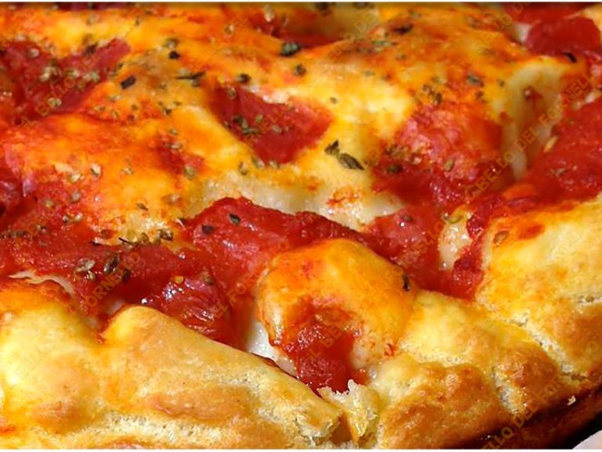 Focaccia barese con patate