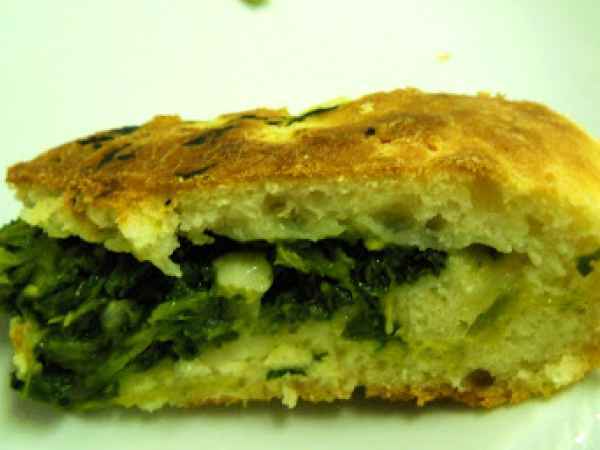 FOCACCIA CON LE RAPE SALENTINA, foto 2