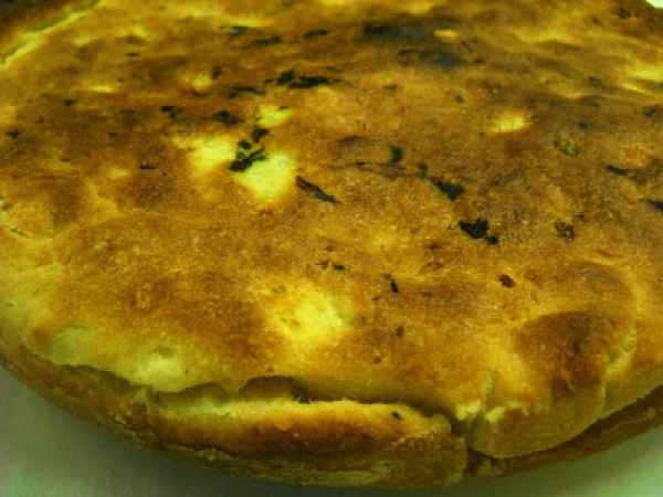 FOCACCIA CON LE RAPE SALENTINA - foto 3