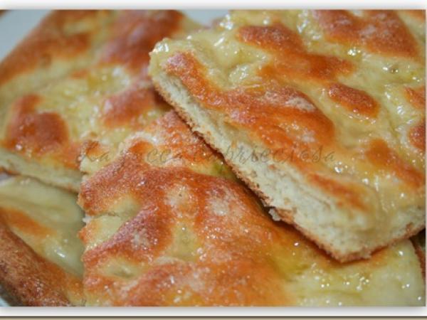 Focaccia dolce