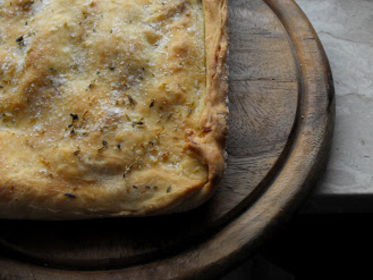 Focaccia ripiena con speck e patate, foto 2