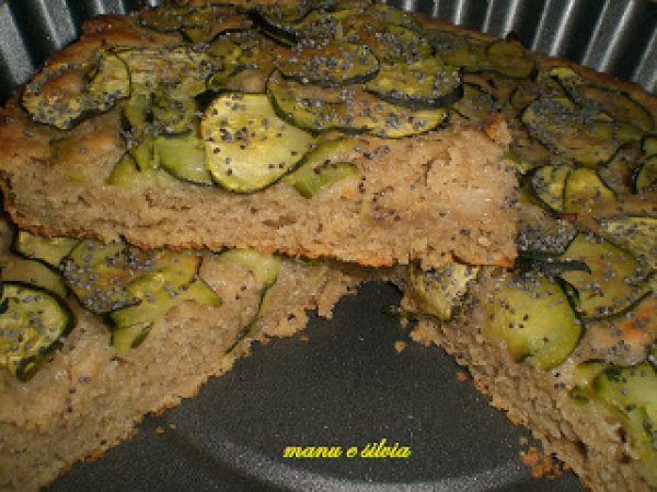 Focaccia rustica alle zucchine e mascarpone