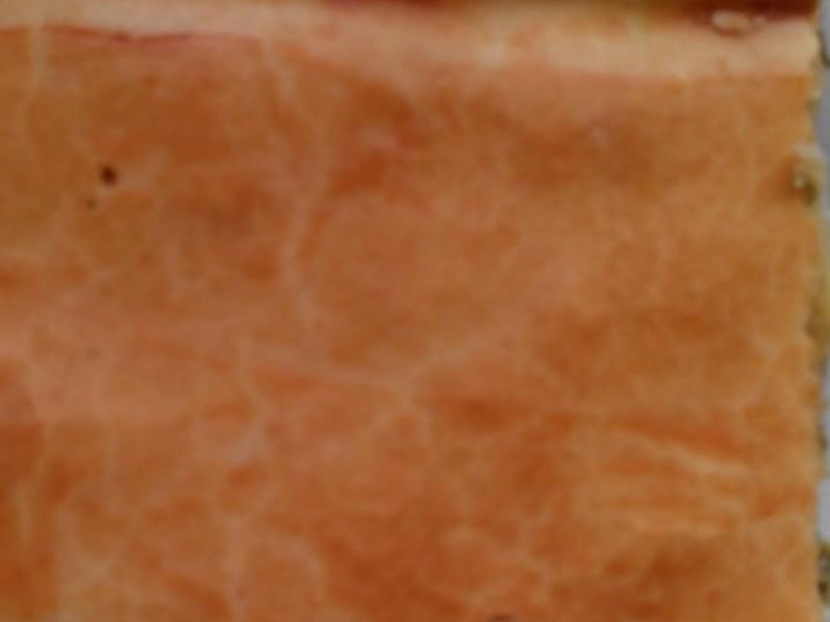 Focaccia salata con formaggio e prosciutto