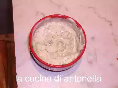 Fondue bourguignonne con le salse