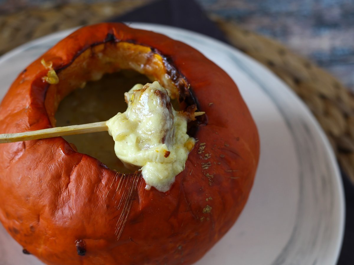 Fonduta nella zucca, la ricetta speciale per l'autunno! - foto 2