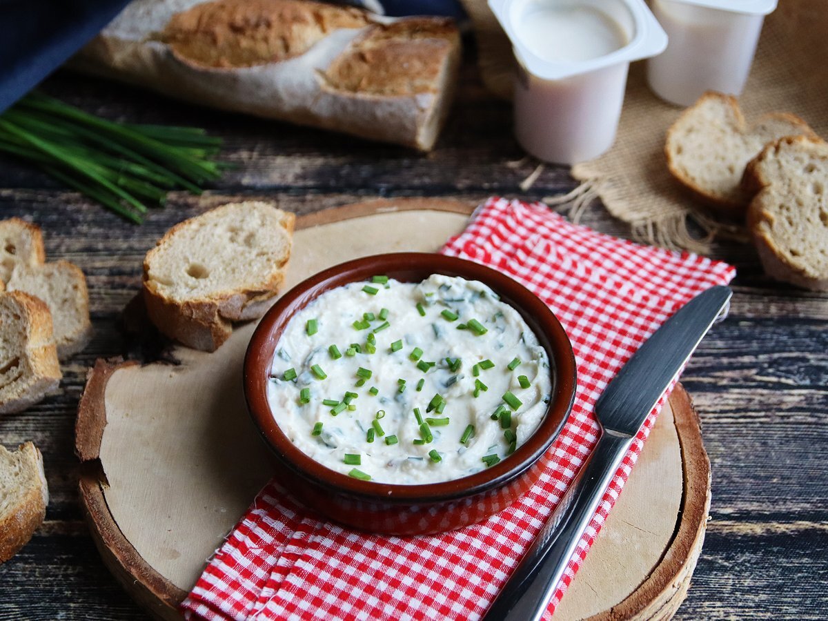 Formaggio vegano alle erbe, la ricetta facile per prepararlo a casa! - foto 4