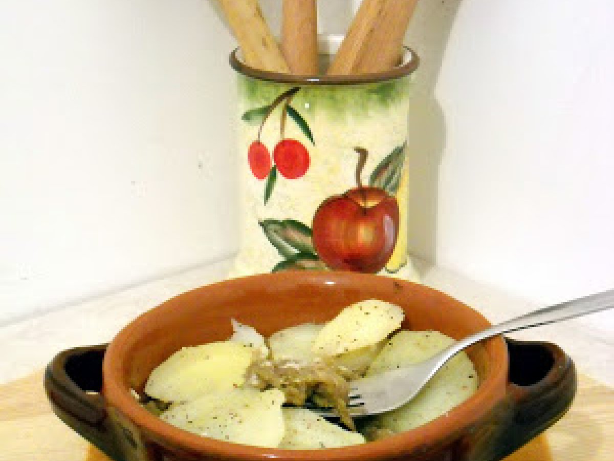 Freddo febbraio! - Spezzatino di maiale e verze in cocotte con coperchio di patate - foto 3