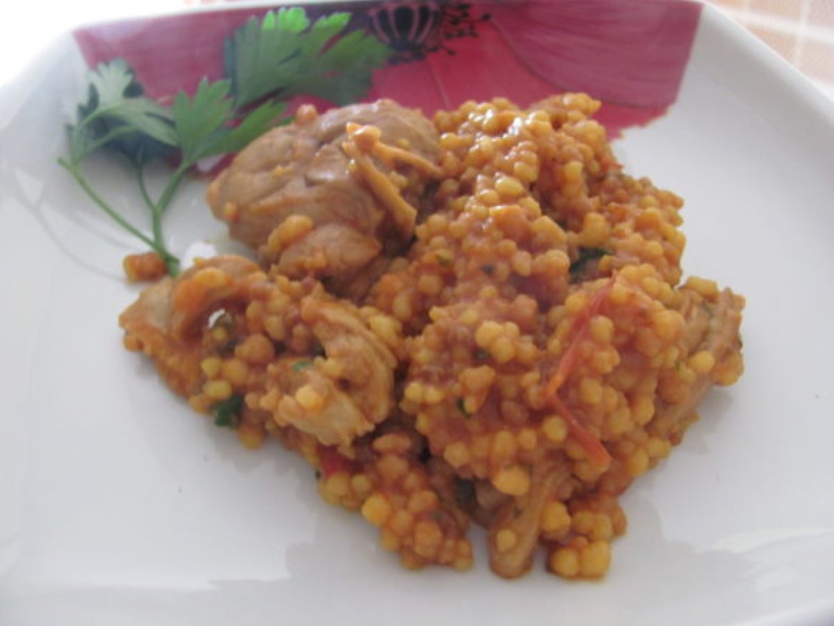 Fregola con agnello e zafferano