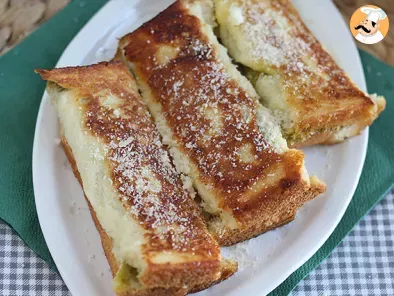 French Toast salato al pesto, la ricetta facile per una cena veloce e sfiziosa, foto 5