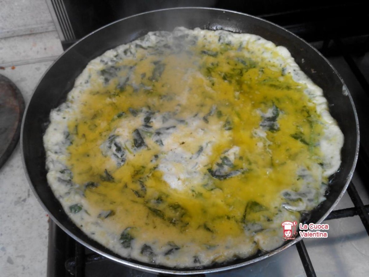 Frittata con purea di patate spinaci e mozzarella - foto 2