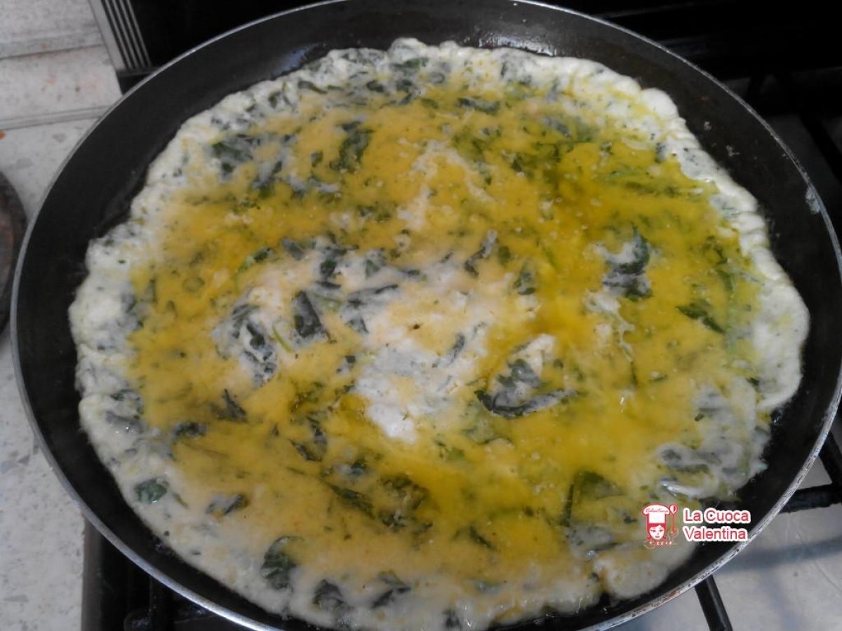 Frittata con purea di patate spinaci e mozzarella - foto 3