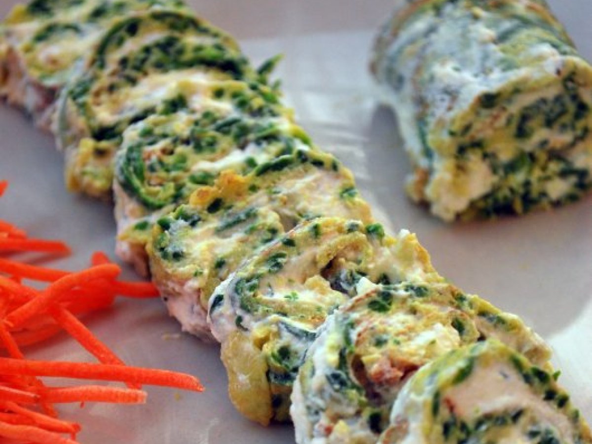 Frittata di zucchine e ricotta a rotolini