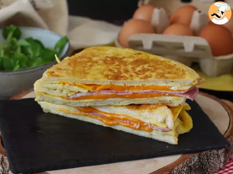 Frittata Sandwich (Egg sandwich hack)