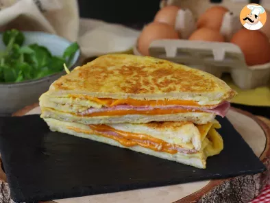 Frittata Sandwich (Egg sandwich hack)