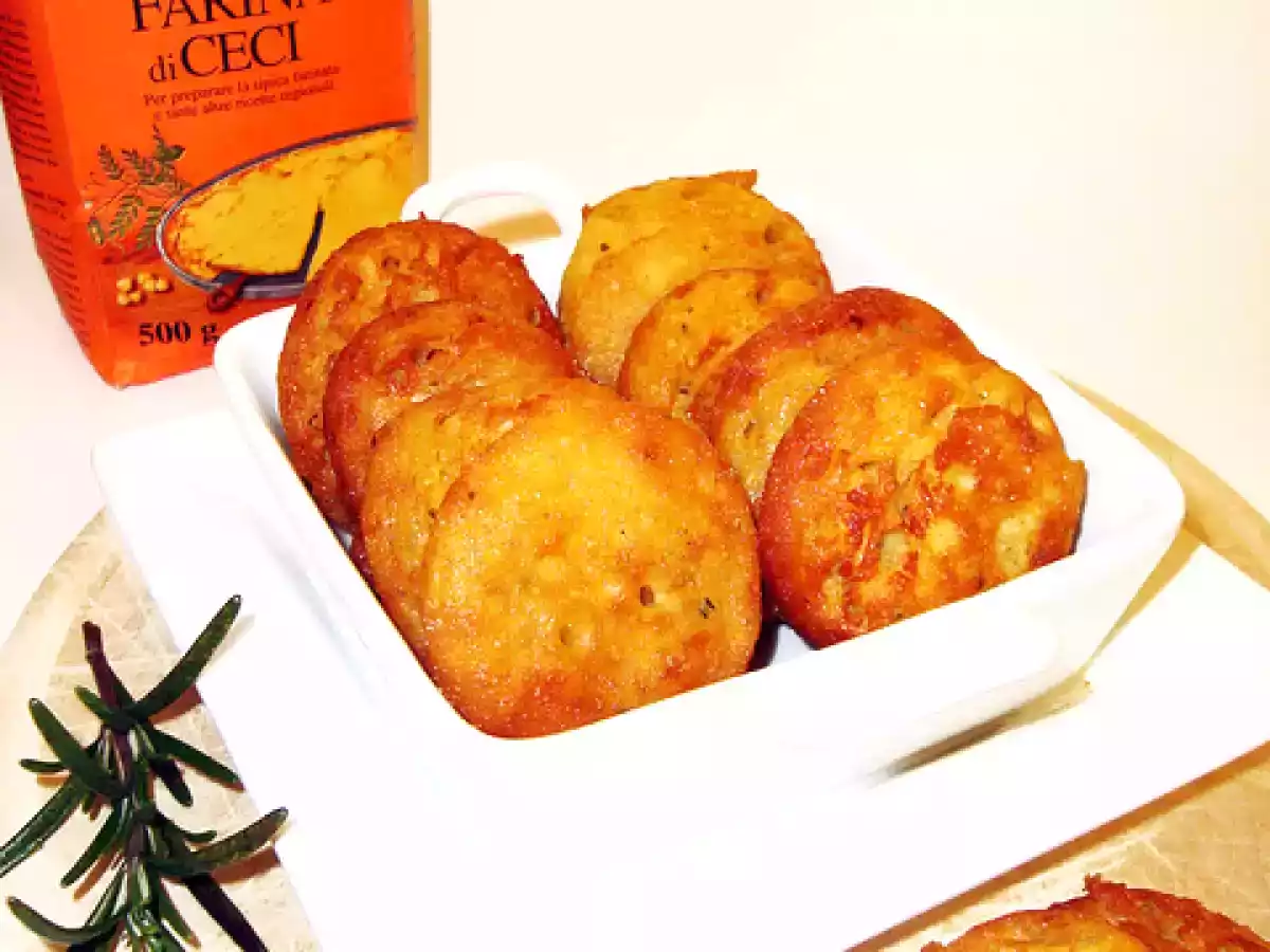 Frittelle di farina di ceci