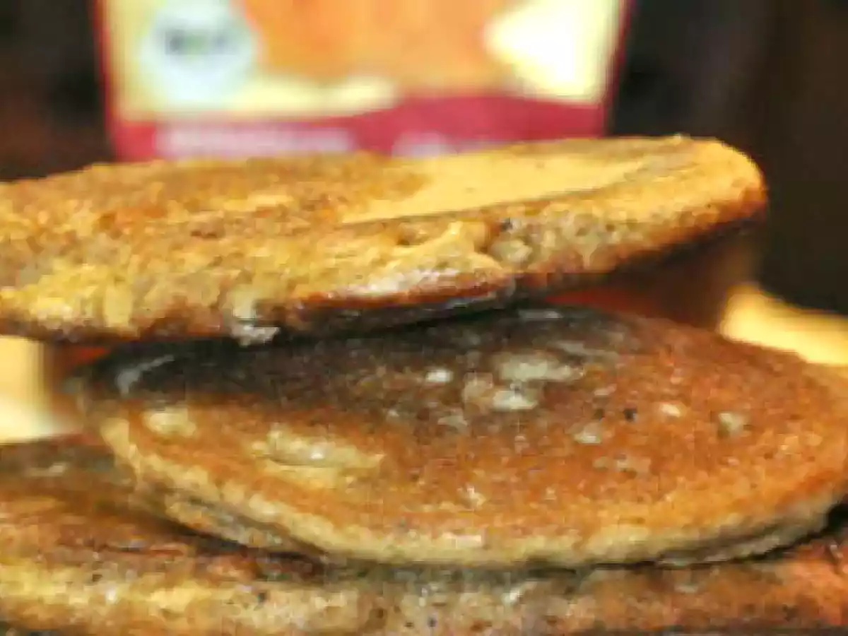 Frittelle di saraceno con sciroppo d'acero