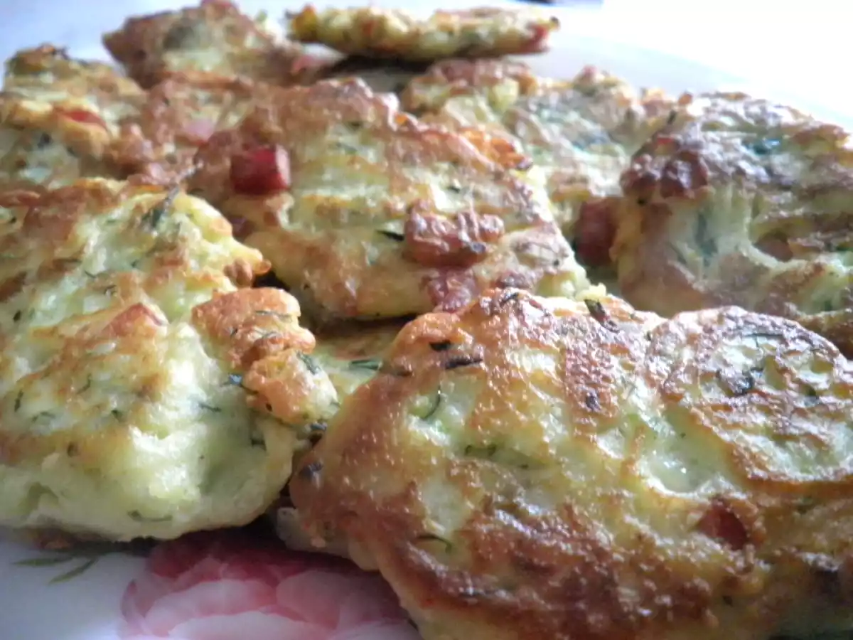 Frittelle di zucchine ricotta e mortadella - foto 2