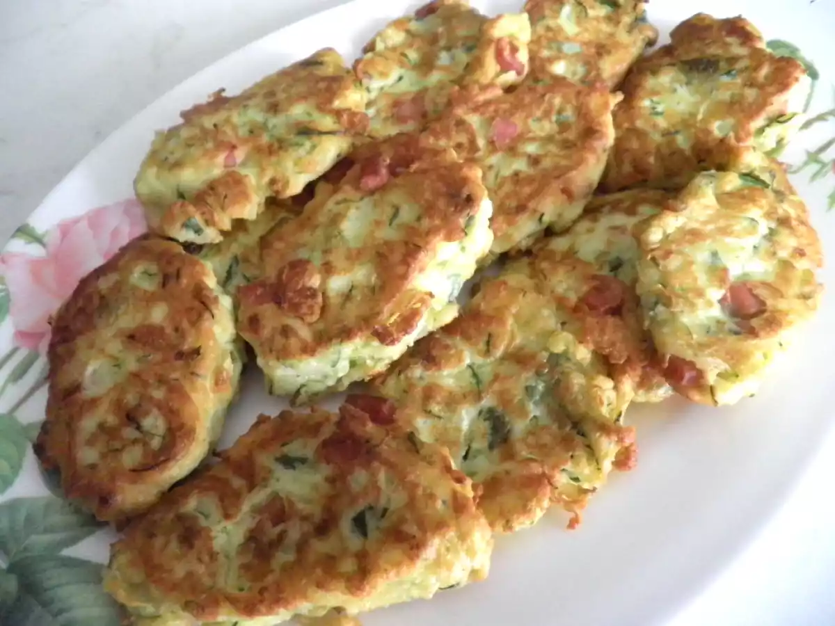 Frittelle di zucchine ricotta e mortadella - foto 3