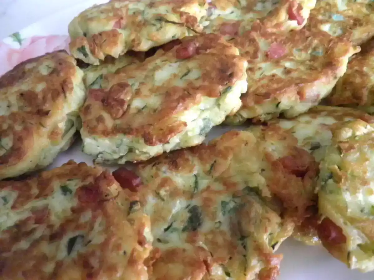 Frittelle di zucchine ricotta e mortadella - foto 4