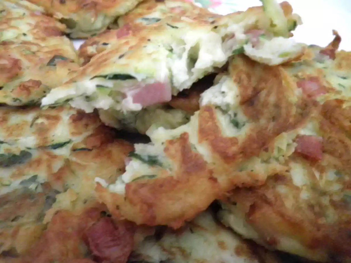 Frittelle di zucchine ricotta e mortadella - foto 6