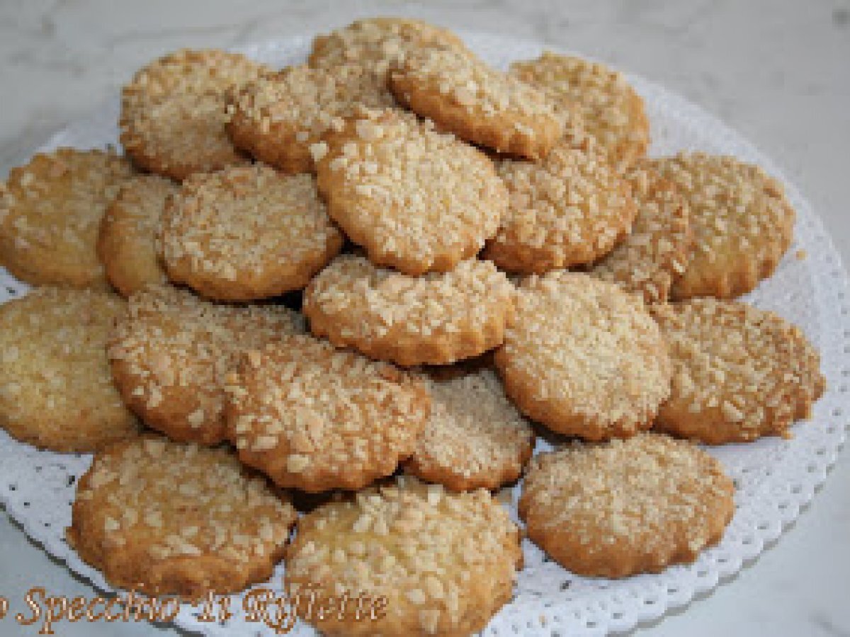 FROLLINI CON GRANELLA DI MANDORLE E COCCO - foto 2