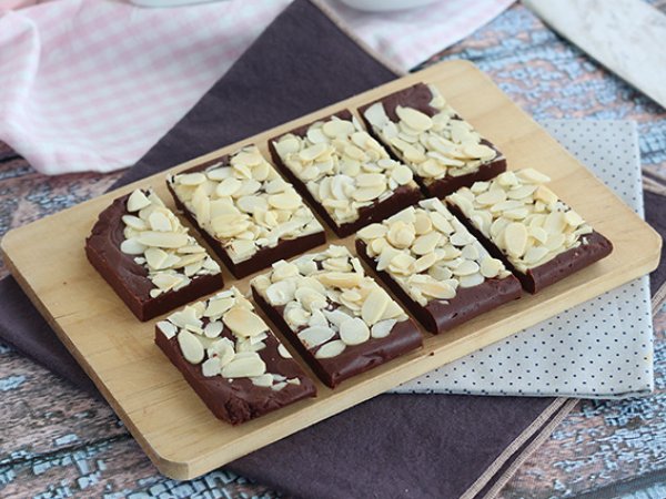 Fudge Vegano con burro d'arachidi - Ricetta senza glutine