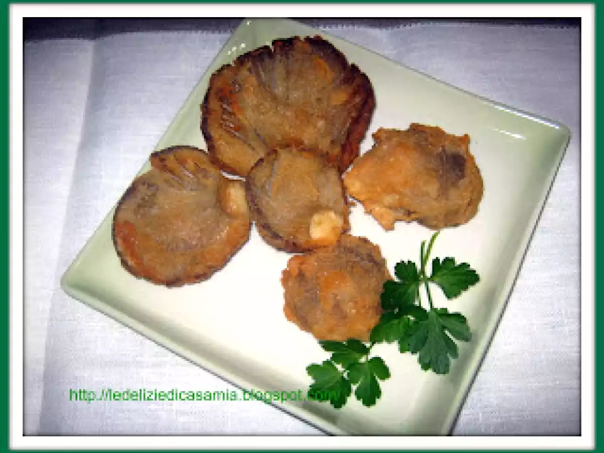 Funghi pastellati per un croccantissimo contorno