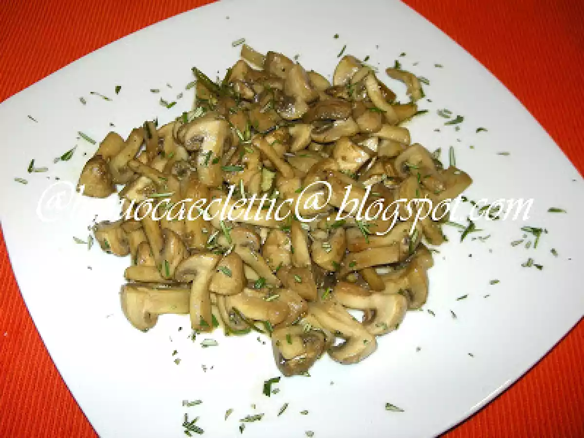 Funghi trifolati e bruschette