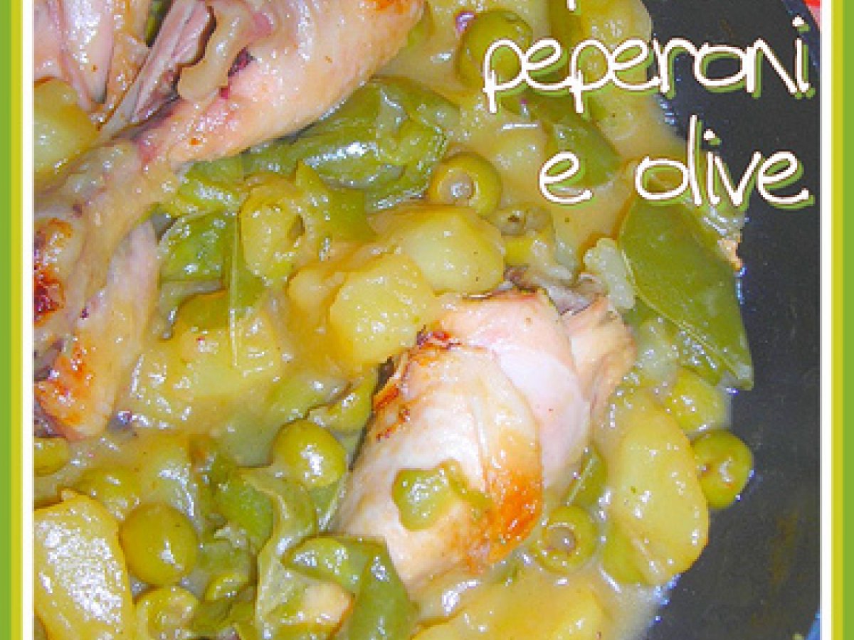 FUSI DI POLLO CON PEPERONI E OLIVE - foto 2