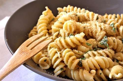Fusilli Con Alici Piccanti E Pangrattato Ricetta Petitchef