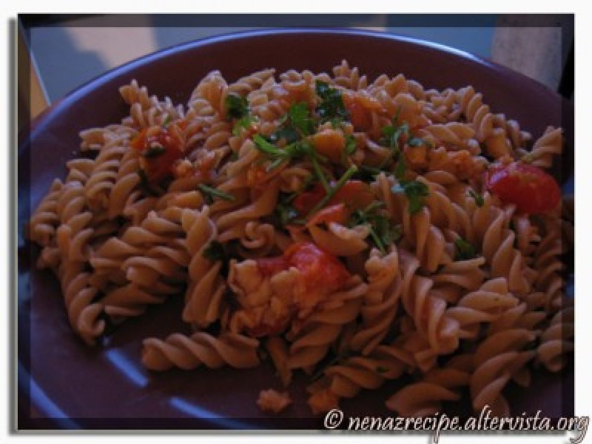 Fusilli integrali con sugo di merluzzo