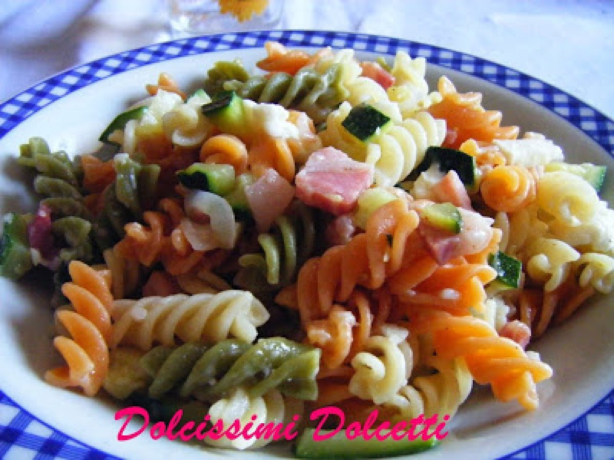 Fusilli zucchine, mozzarella e pancetta
