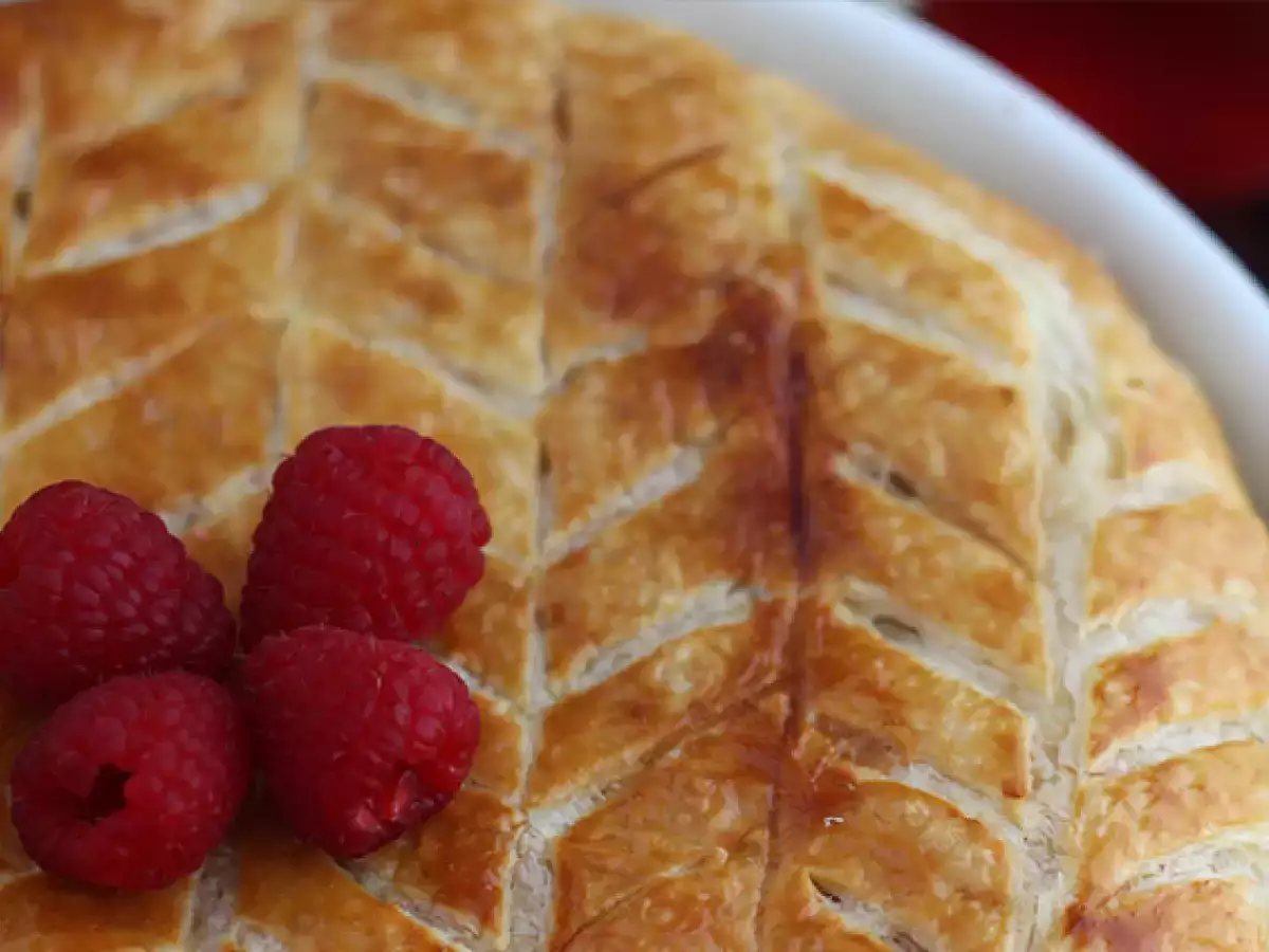 Galette des rois ai lamponi e pistacchio - foto 3