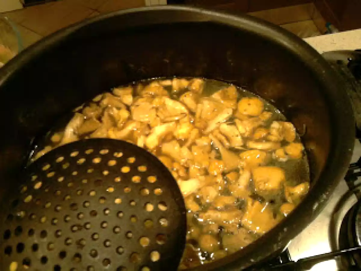 GALLETTI E PORCINI SOTT'OLIO E... - foto 3