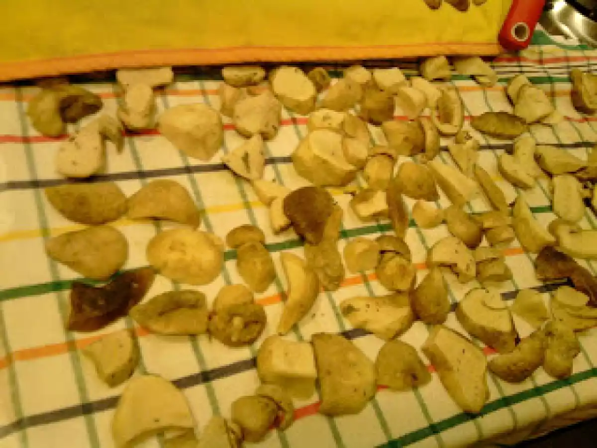 GALLETTI E PORCINI SOTT'OLIO E... - foto 6