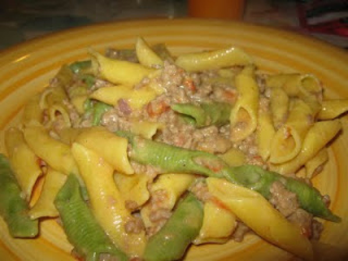GARGANELLI CON MACINATO E BESCIAMELLA