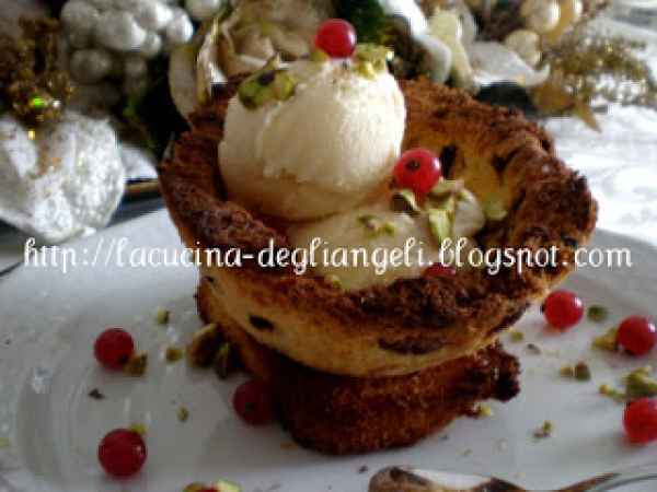 Gelato al cardamomo in coppetta di panettone, foto 2