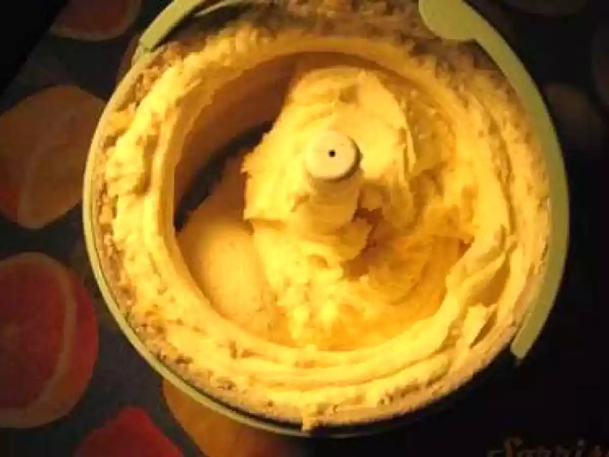 GELATO ALLE MANDORLE MIELE E CASTAGNE